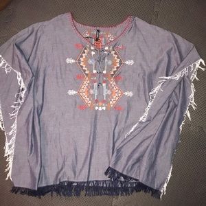 Lanidor (Portugal) embroidered poncho/tunic